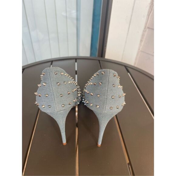 NWOB Steve Madden Daisie Denim Spike Studded Pump Heels 10 M - Picture 8 of 13